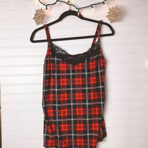 Red Plaid Women’s Tank Top Size XL